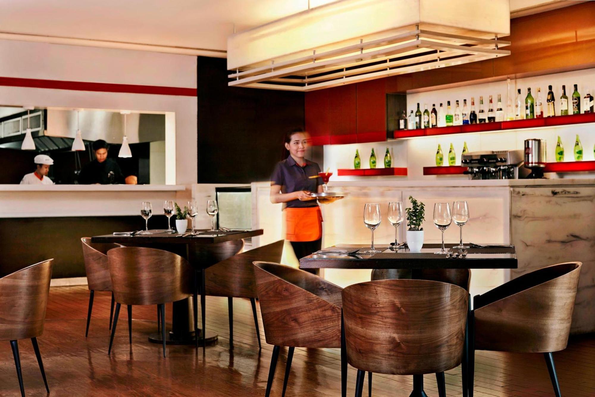 Sathorn Vista, Bangkok - Marriott Executive Apartments Екстер'єр фото