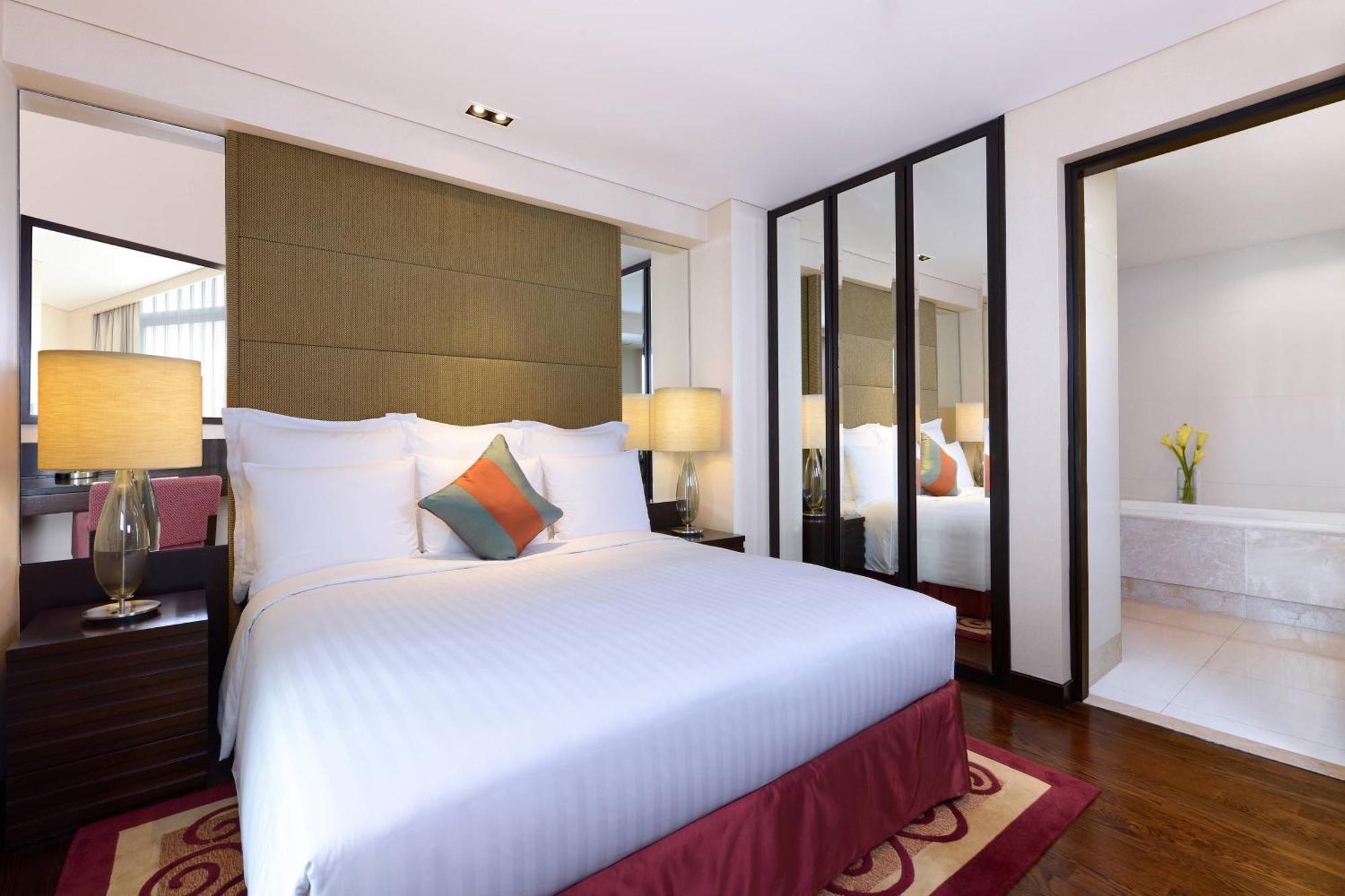 Sathorn Vista, Bangkok - Marriott Executive Apartments Екстер'єр фото